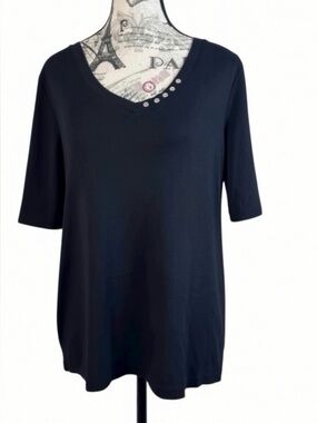 Karen Scott Cotton Black V-Neck Short Sleeve Top with Neckline Buttons size L